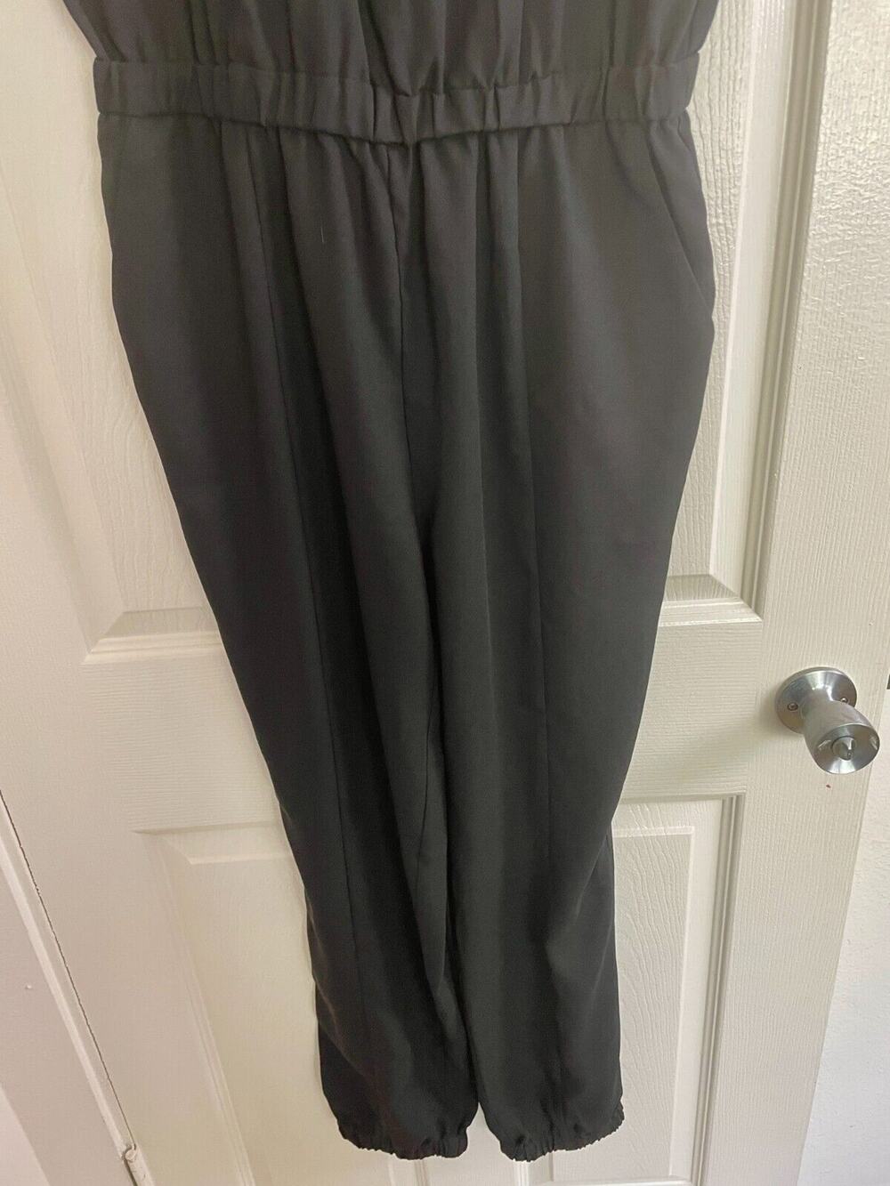 BANANA REPUBLIC LADIES JUMPSUIT. BLACK SZ 8 NWT